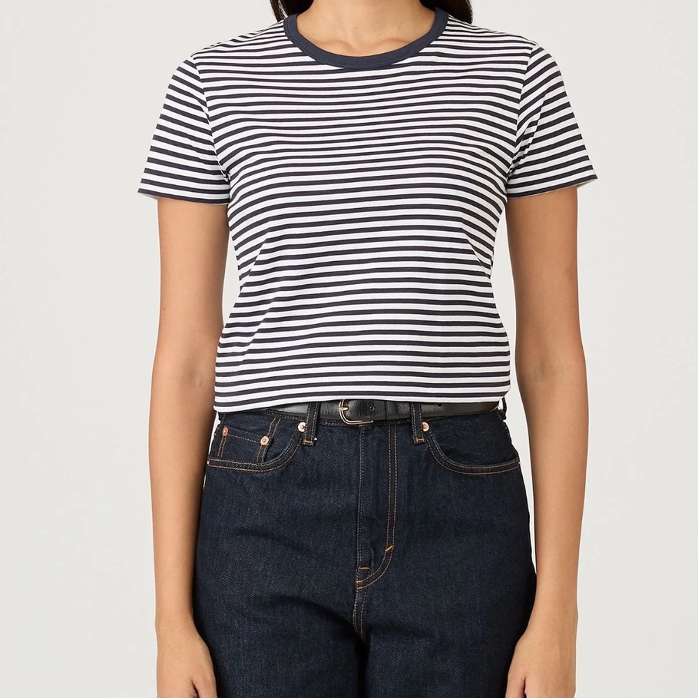 SUNSPEL Women's Classic Short Sleeve Striped T‑Shirt, Navy/White